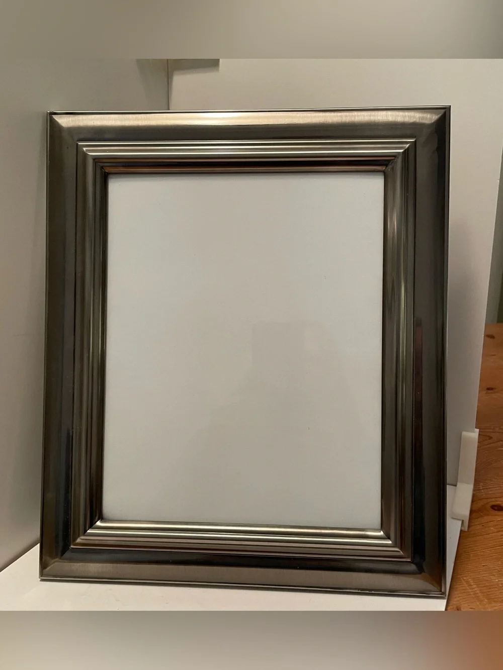 Vintage Gunmetal Gray Tabletop Photo Frame Holds‎ 8x10 Photo